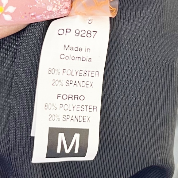 Maaji Black Lace Up Pose Activewear Jumpsuit Size Medium - Picture 6 of 6